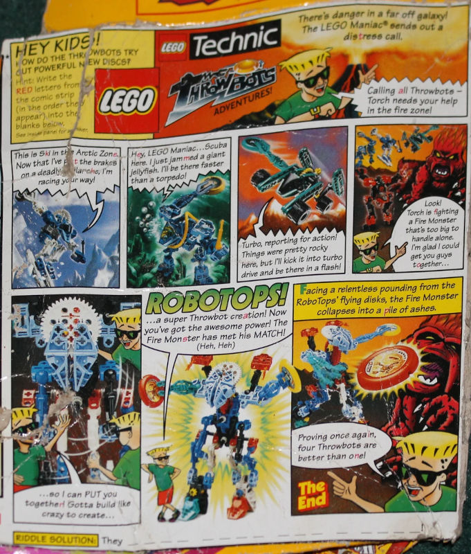 Comic de Super Throwbot incluido en un set americano